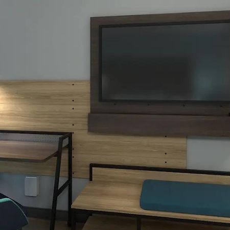 Ramada Conference Center Wilmington Hotel Ngoại thất bức ảnh